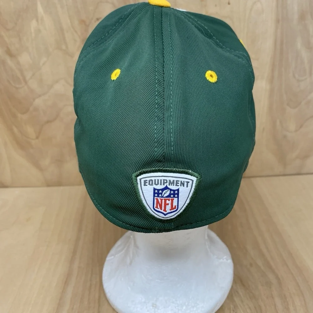 Green Bay Packers Cap Hat Sz S/M Sideline Flexfit Hat On-Field Reebok NFL